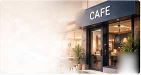 저녁 무렵의 카페 외관